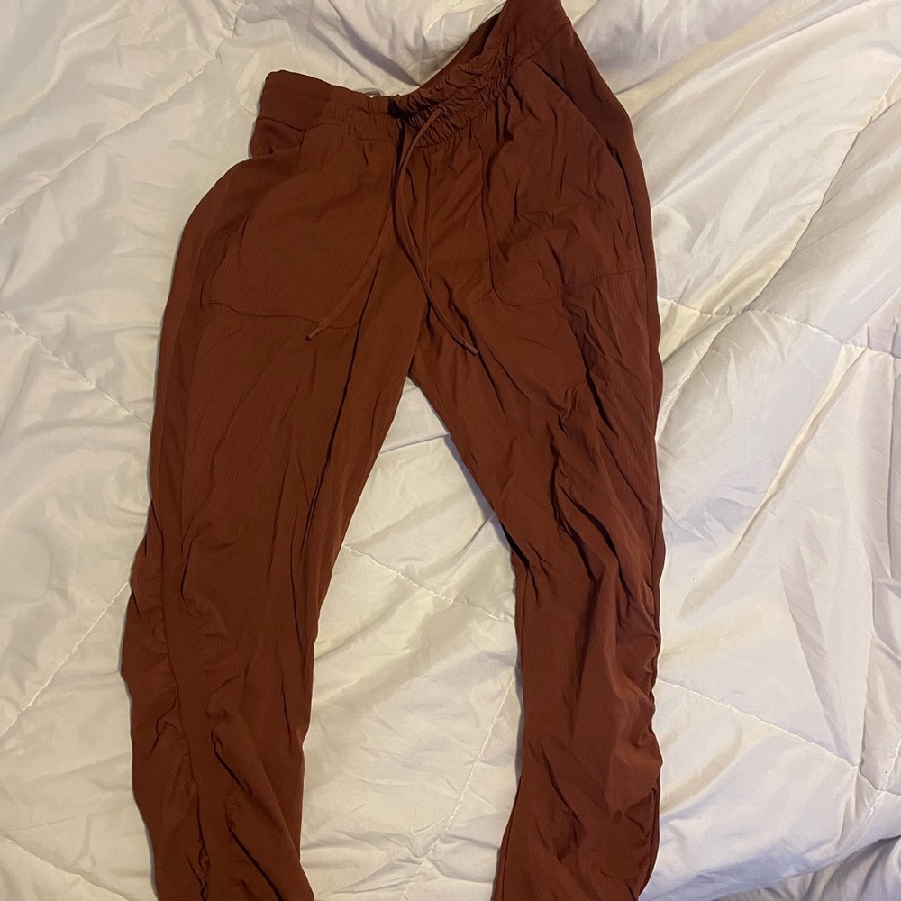 Lululemon joggers - burnt orange
